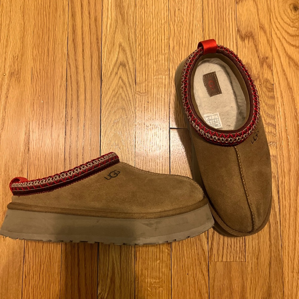 Tazz Platform Ugg slipper